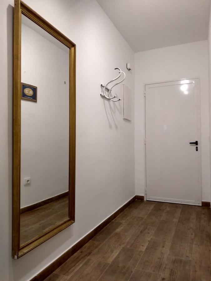 Apartamentos Ciempozuelos, Cerca Del Parque Warner Y Madrid Exteriör bild